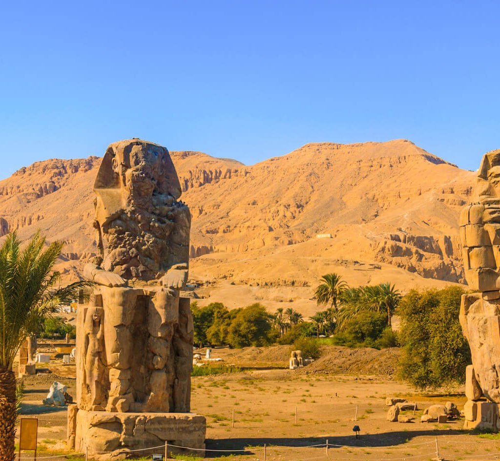 A-picture-of-the-two-wonderful-Memnon-statues