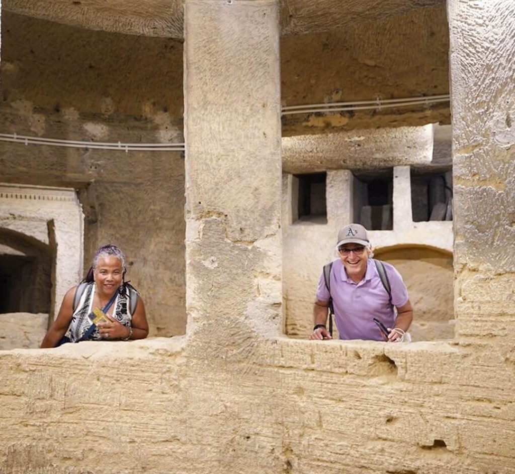 A-wonderful-picture-of-some-tourists-from-Kom-El-Shoqafa-in-Alexandria