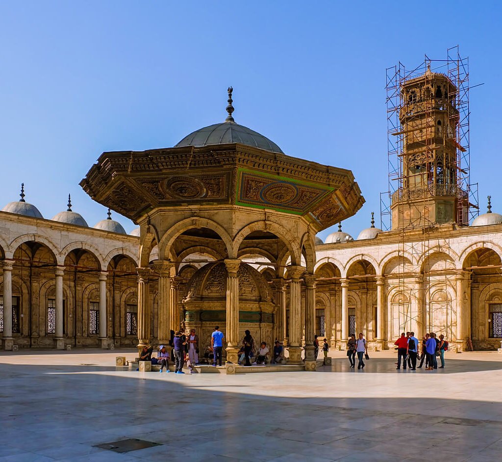 The-inner-courtyard-of-Muhammad-Ali-Mosque