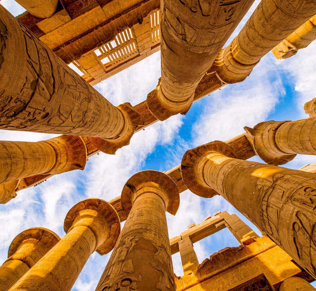 The-magnificent-Karnak-Temple-columns