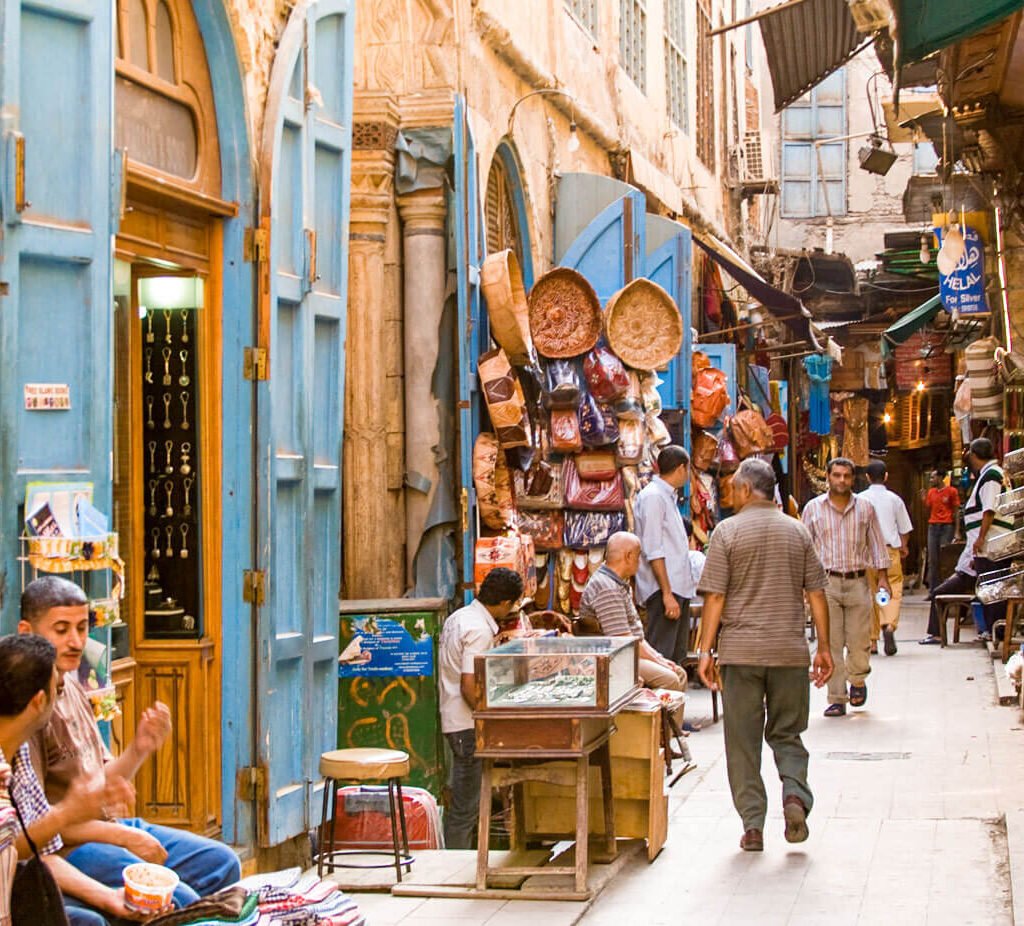 buy-souvenirs-from-khan-el-khalili-market
